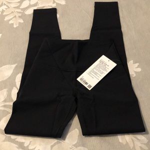New with tags lululemon wunder under HR tight 28” lux